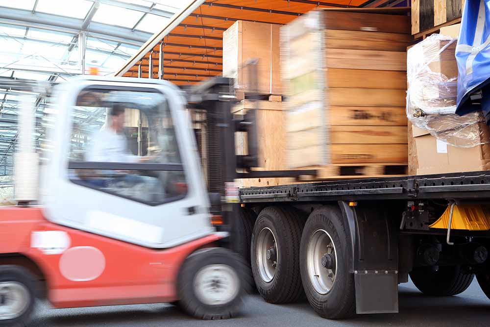 Kirchhoff Metallverarbeitung | Warenannahme und Versand