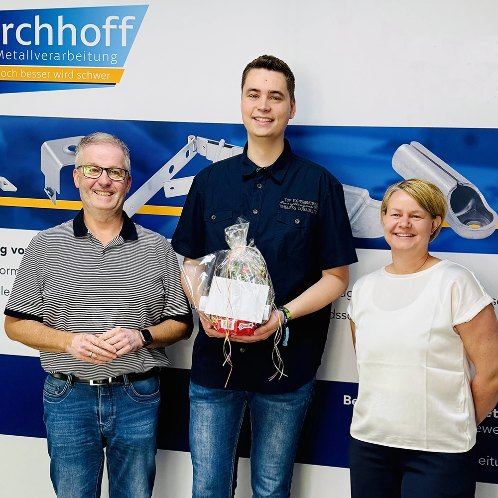 Kirchhoff Metallverarbeitung | News | Ausbildung Jan Dülberg | Industriekaufmann